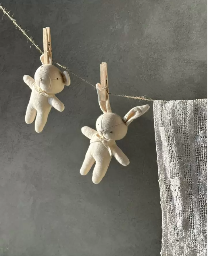 Bear Rattle, Organic